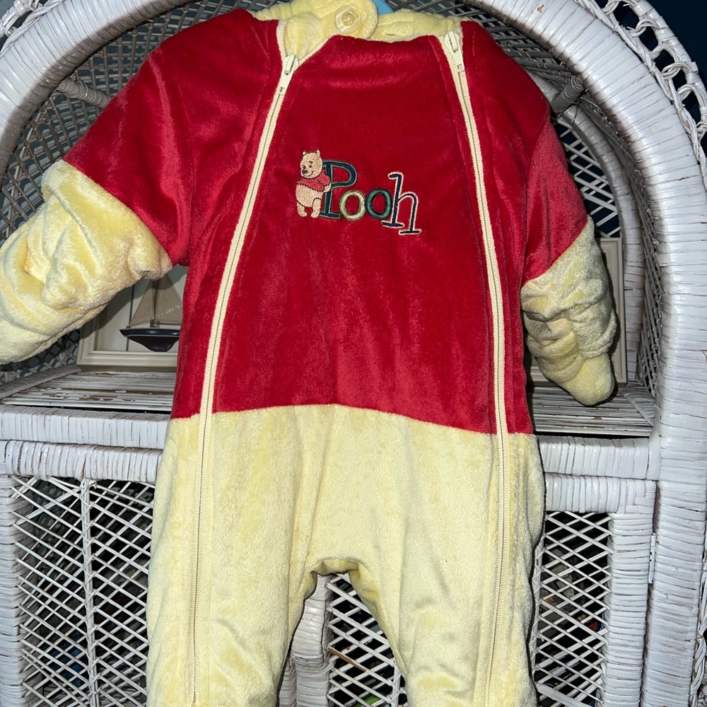 Y2K vintage Winnie the Pooh embroidered bunting suit